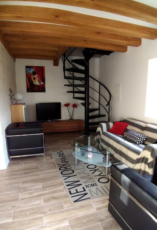Bed and Breakfast Les 3 Provinces Couffy Esterno foto